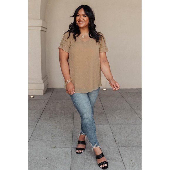 Swiss Dot Top in Stone - Picture 4 of 8